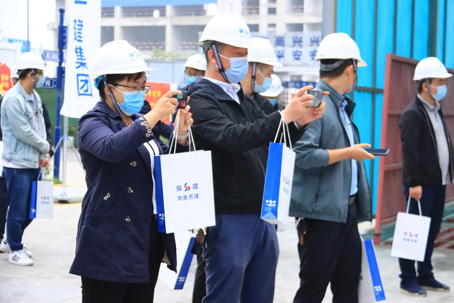 IM电竞陕西省土木建筑学会地坪工程技术专业委员会耐磨地坪观摩会举行(图3)